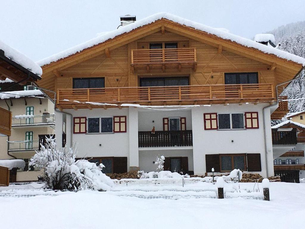 Appartamenti Cesa Soreie By Ama Val Di Fassa Canazei Exterior photo